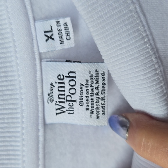 Disney Official Winnie The Pooh White Sweatshirt New With Tags xl - Picture 4 of 12